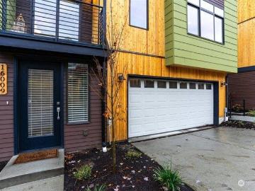house with 3 bedroom, Duvall WA DS103501413