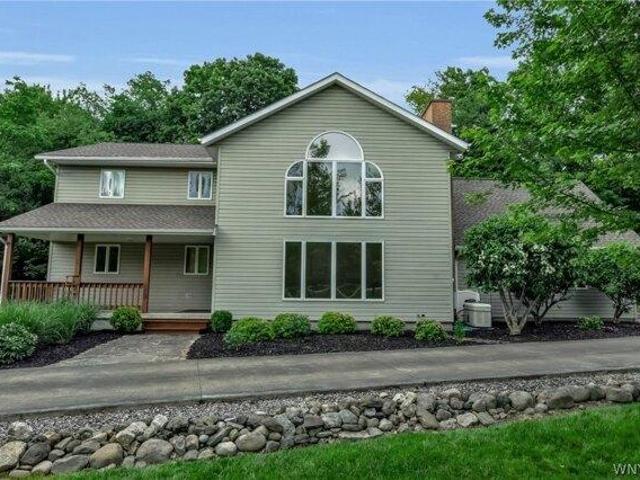 house with 3 bedroom, East Aurora NY ES104907123