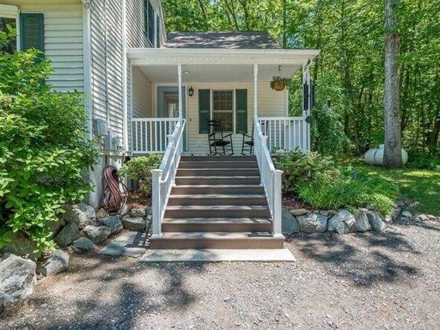 house with 3 bedroom, East Brookfield MA ES104569810