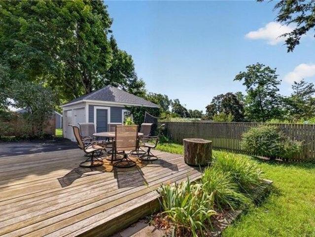 house with 3 bedroom, East Greenwich RI ES105710111