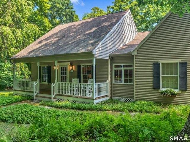 house with 3 bedroom, East Haddam CT ES104810445