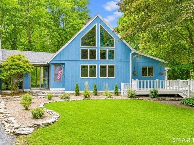 house with 3 bedroom, East Haddam CT ES105416139