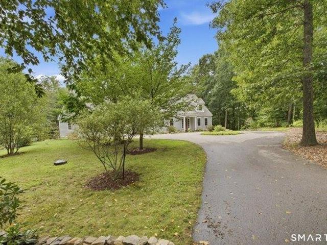 house with 3 bedroom, East Haddam CT ES105515566