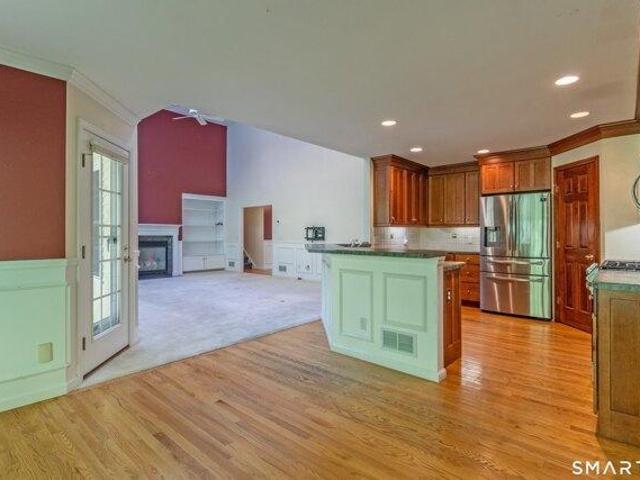 house with 3 bedroom, East Hampton CT ES105256837