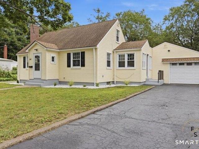 house with 3 bedroom, East Hartford CT ES105414737