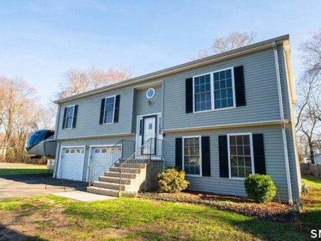 house with 3 bedroom, East Hartford CT ES105414814