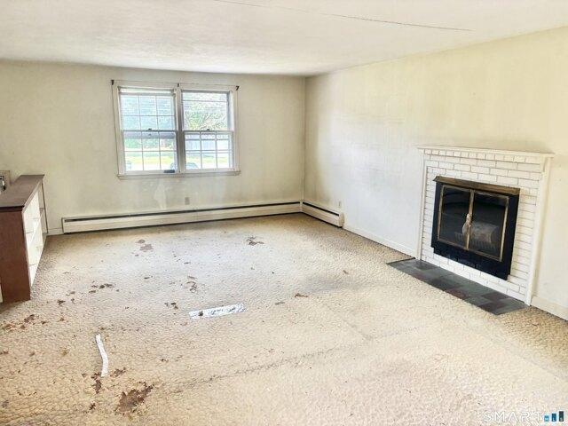house with 3 bedroom, East Hartford CT ES105440066