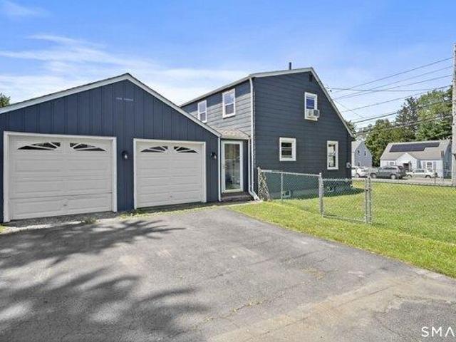 house with 3 bedroom, East Hartford CT ES105497847
