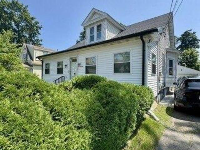 house with 3 bedroom, East Hartford CT ES105548136