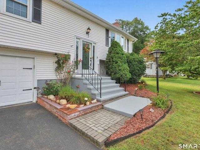 house with 3 bedroom, East Hartford CT ES105574486