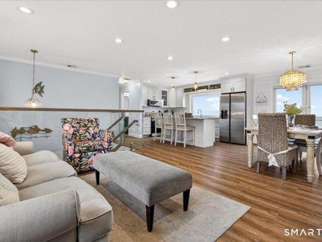 house with 3 bedroom, East Haven CT ES105426305