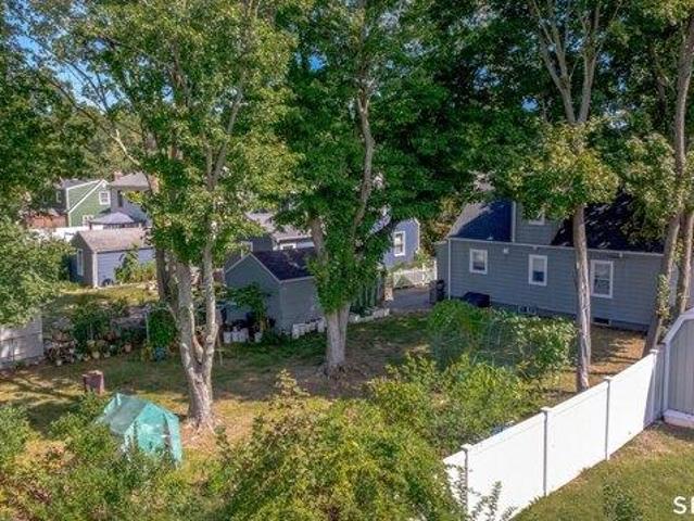 house with 3 bedroom, East Haven CT ES105516665