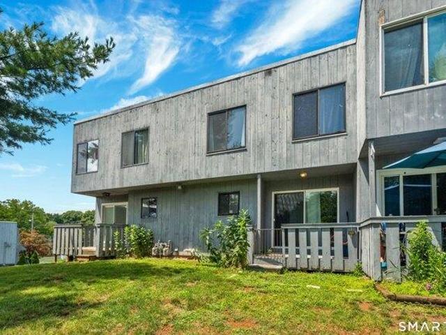 house with 3 bedroom, East Haven CT ES105632837