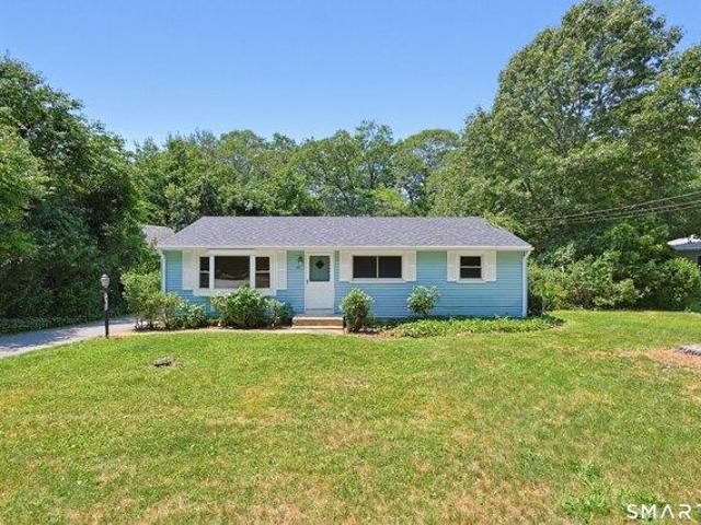 house with 3 bedroom, East Lyme CT ES104789091