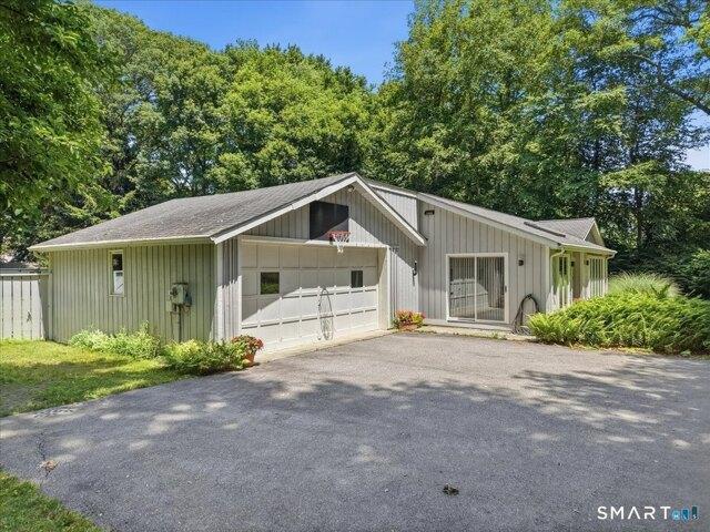 house with 3 bedroom, East Lyme CT ES105496417