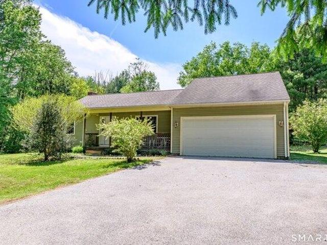 house with 3 bedroom, Eastford CT ES104566920
