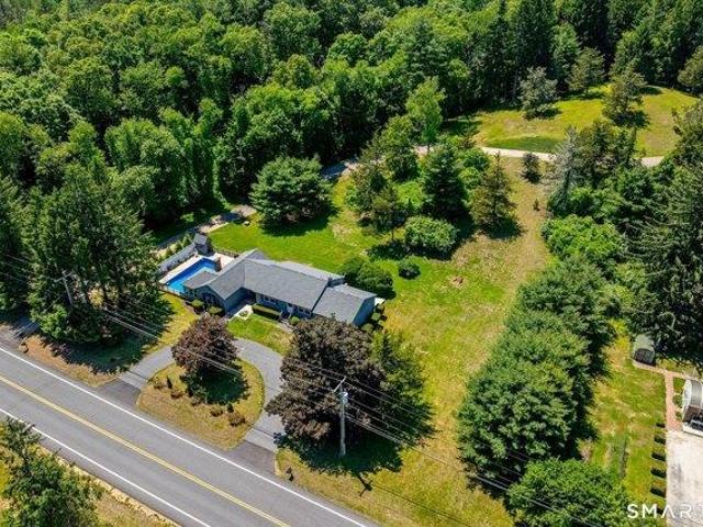 house with 3 bedroom, Eastford CT ES104606776