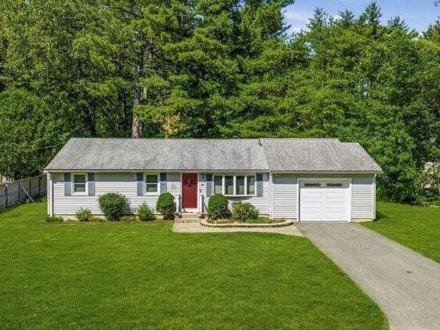 house with 3 bedroom, Easthampton MA ES104541629