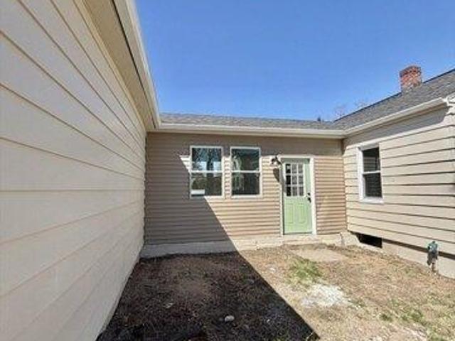 house with 3 bedroom, Easthampton MA ES104568983