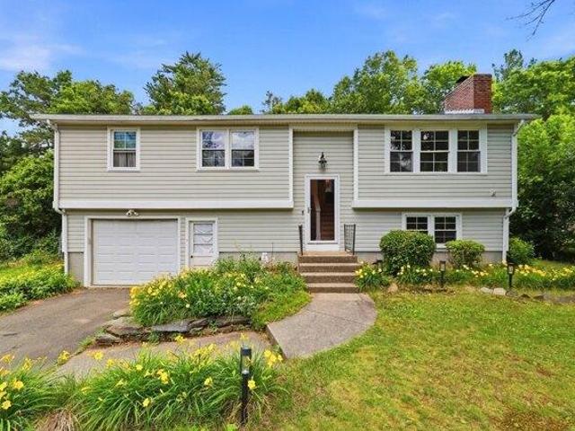 house with 3 bedroom, Easthampton MA ES105477731