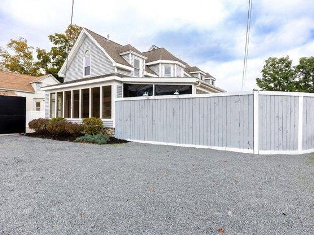 house with 3 bedroom, Easton MA ES105426883