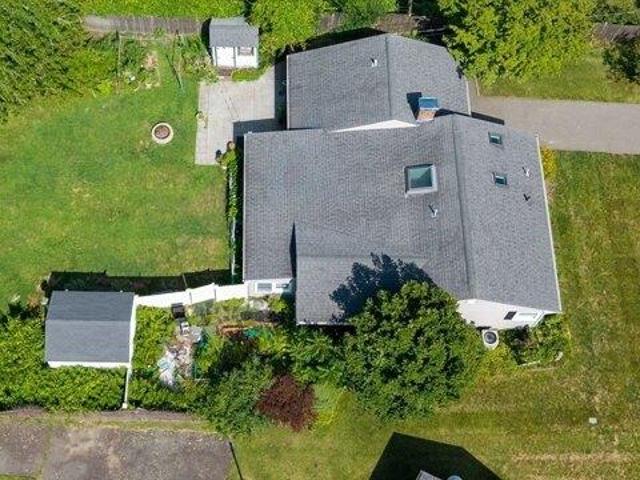 house with 3 bedroom, Easton MA ES105439645