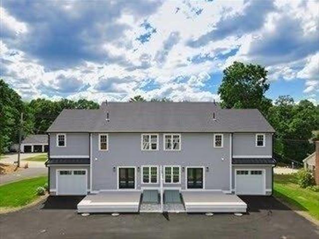 house with 3 bedroom, Easton MA ES105629879