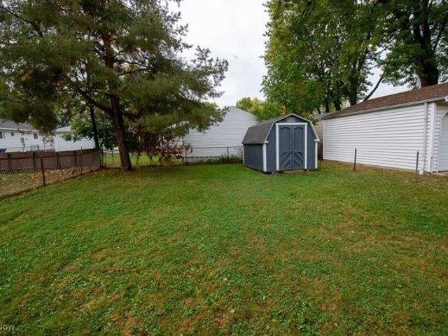 house with 3 bedroom, Eastlake OH DS103500698