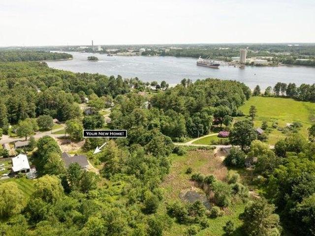house with 3 bedroom, Eliot ME ES105678666