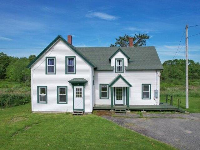 house with 3 bedroom, Ellsworth ME ES105887910