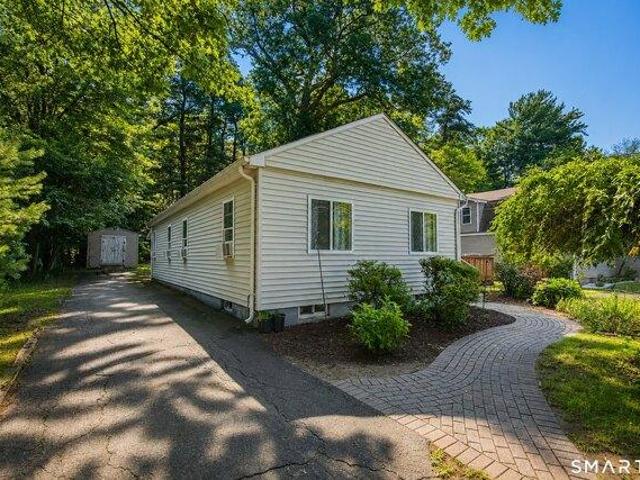 house with 3 bedroom, Enfield CT ES105292502