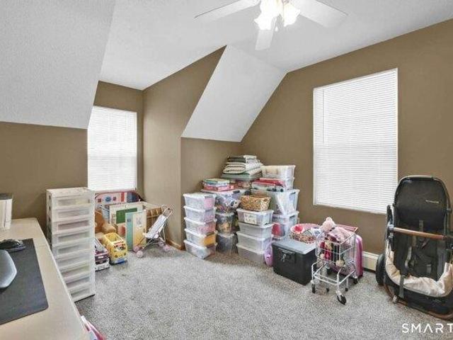 house with 3 bedroom, Enfield CT ES105292911