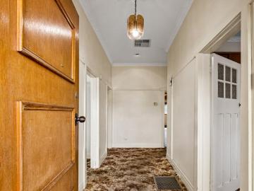 For Rent 3 Bedroom House Essendon VIC DS102761071