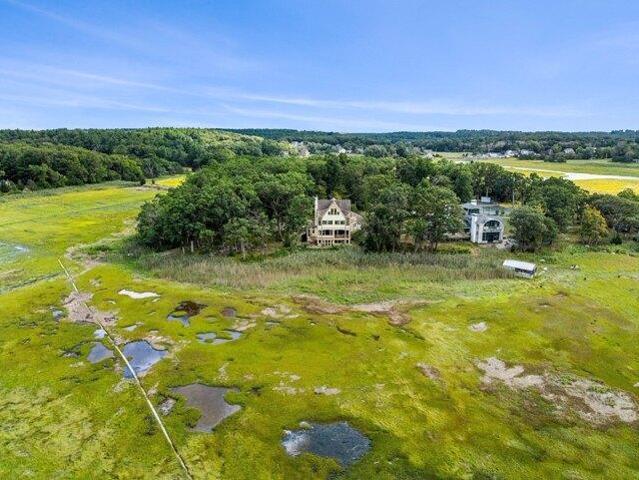 house with 3 bedroom, Essex MA ES105632605