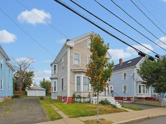 house with 3 bedroom, Everett MA ES105559607