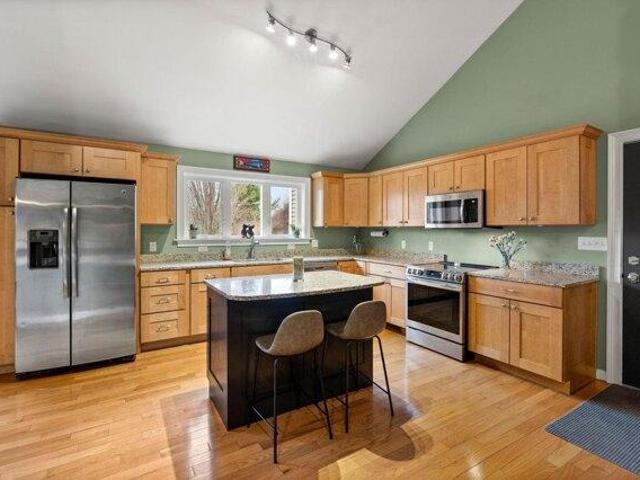 house with 3 bedroom, Exeter NH ES105590803