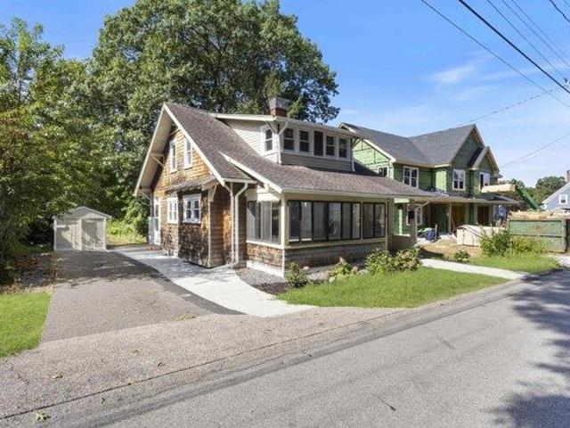 house with 3 bedroom, Exeter NH ES105386972