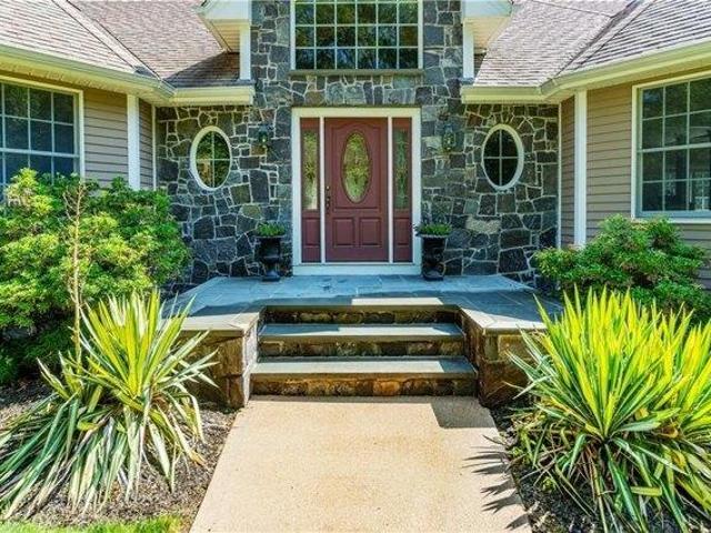 house with 3 bedroom, Exeter RI ES105633664