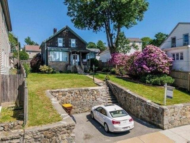 house with 3 bedroom, Fall River MA ES105562484