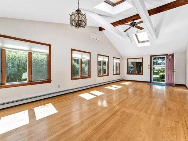 house with 3 bedroom, Falmouth MA ES104851356