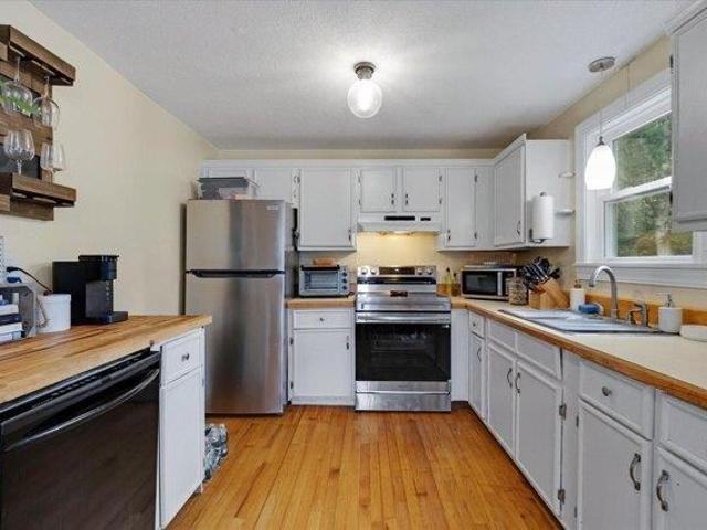 house with 3 bedroom, Falmouth MA ES105650041