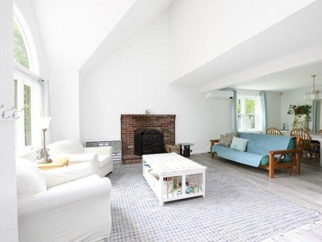 house with 3 bedroom, Falmouth MA ES105660756