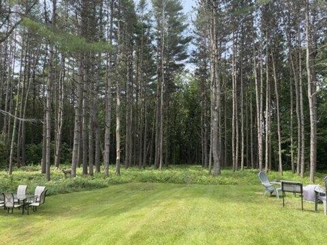 house with 3 bedroom, Farmington ME ES105751357