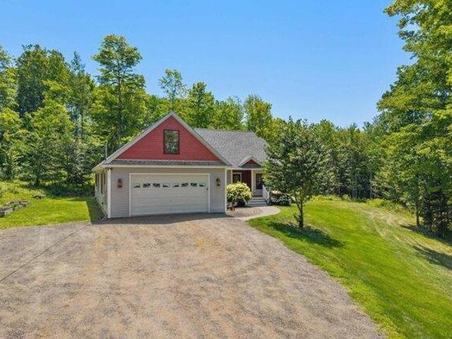 house with 3 bedroom, Farmington ME ES105869847
