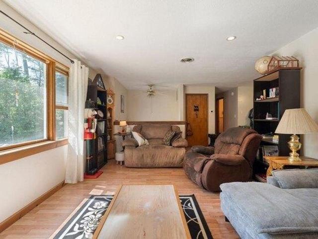house with 3 bedroom, Farmington NH ES105417523