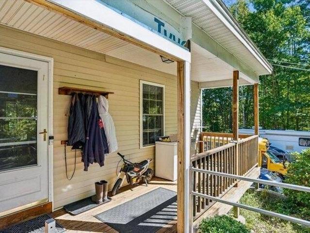 house with 3 bedroom, Farmington NH ES105648531