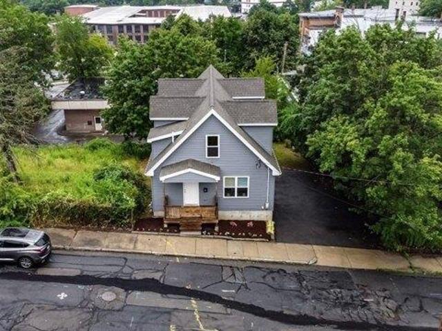 house with 3 bedroom, Fitchburg MA DS104190619