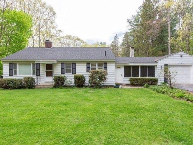 house with 3 bedroom, Fitchburg MA DS104331941
