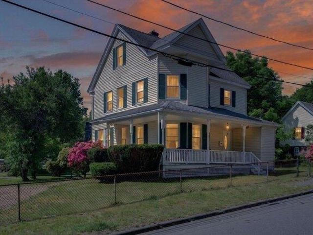 house with 3 bedroom, Fitchburg MA ES104149820