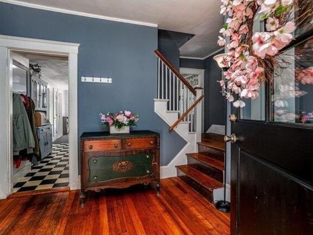 house with 3 bedroom, Fitchburg MA ES104264684